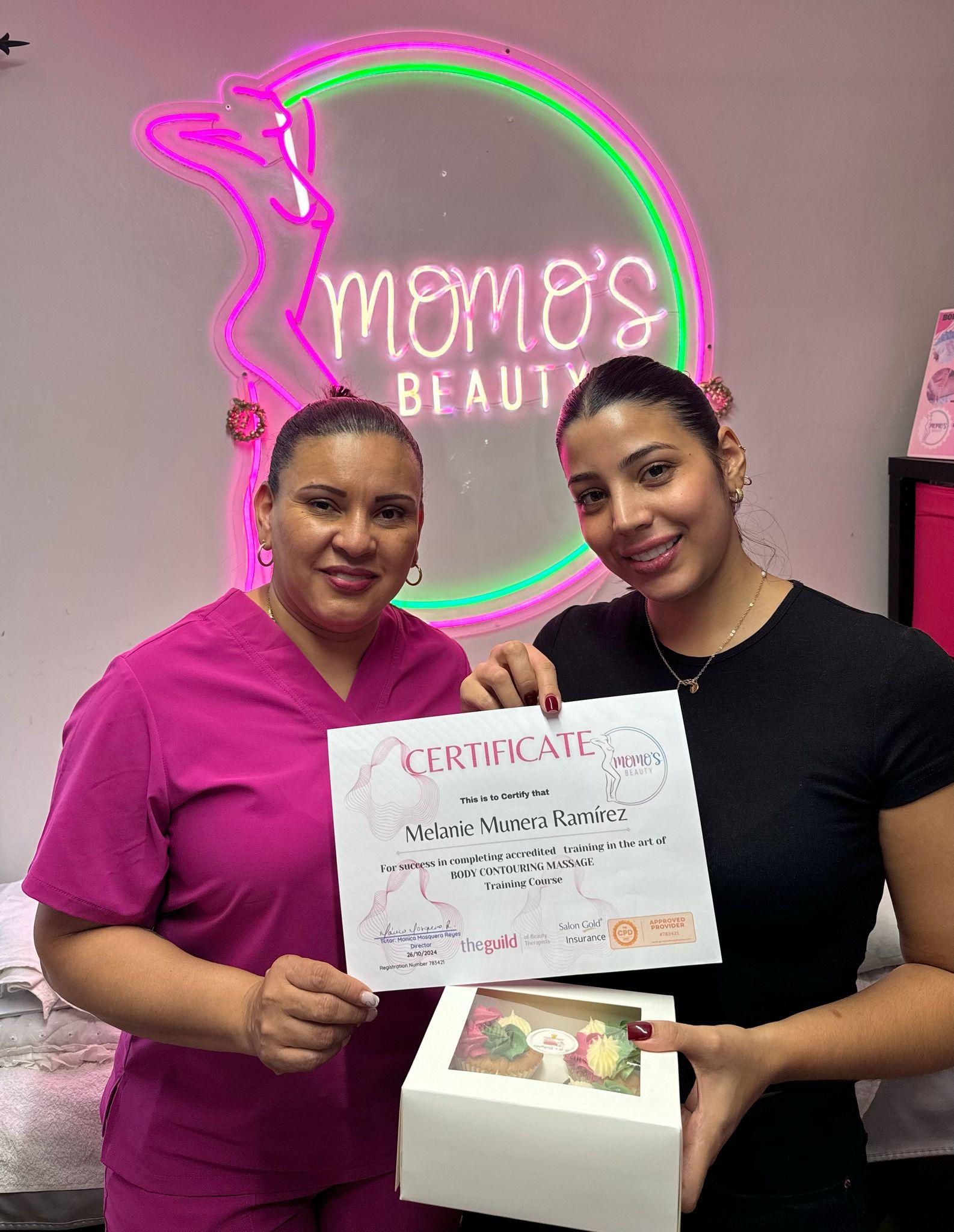 Body Contouring Course Trainer and Student in Camberwell - Momo's Beauty